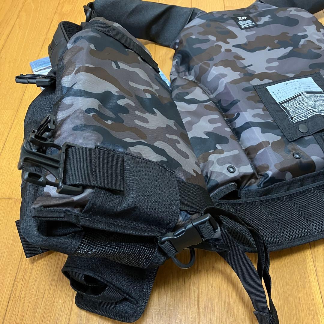 [試着のみ] ダイワ フロートゲームベスト DF-6224 ジェットブラック