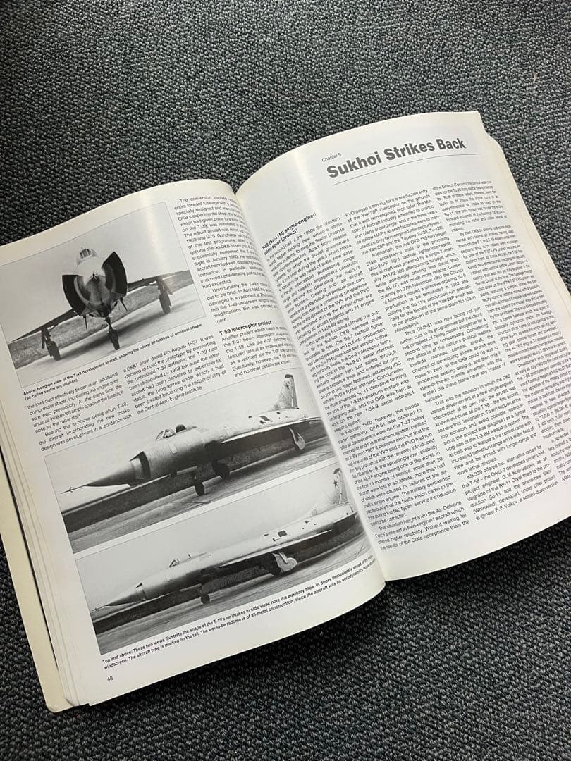 洋書 Red Star 16: Sukhoi Interceptors