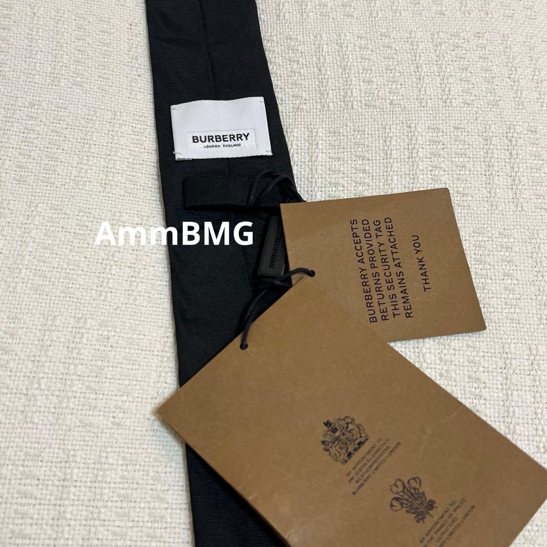 T*E様 新品3万　希少 Burberry ロゴ　ネクタイシルク　ブラック　TB