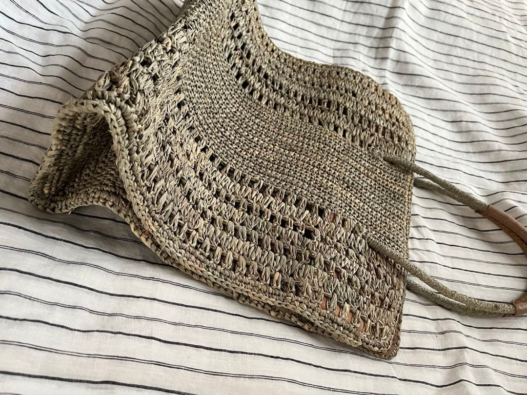 IENA購入　スクエア　ラフィアバッグ