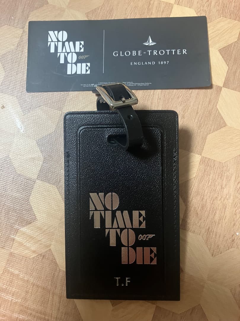 GLOBE-TROTTER NO TIME TO DIEラゲージタグ 　最終価格