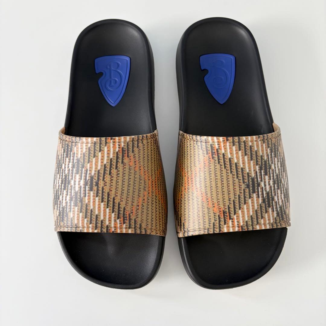 Burberry バーバリー ノバチェック ダイブ スライドサンダル 41
