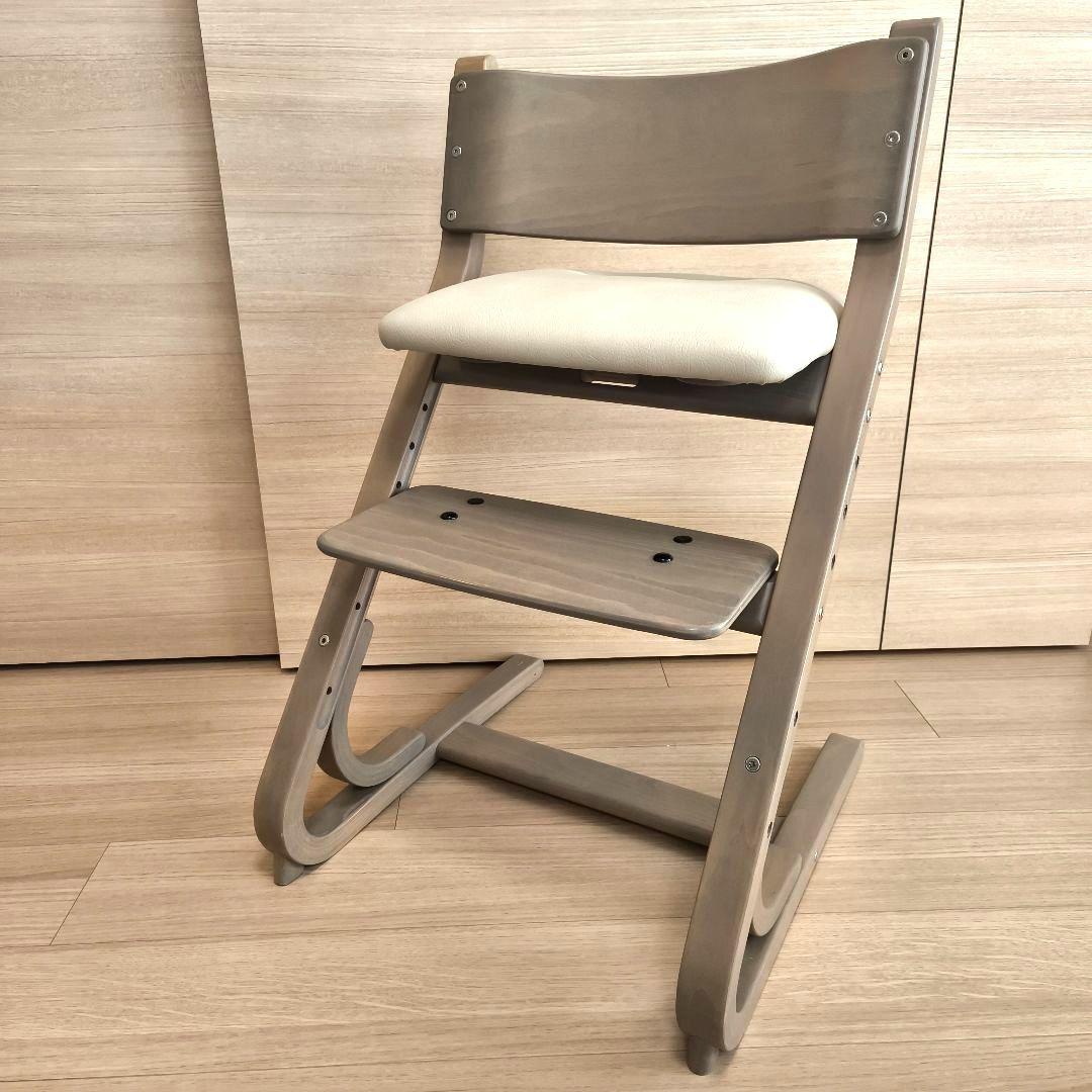 良品 KARIMOKU CHITANO カリモク チターノ 学習　子供用　椅子