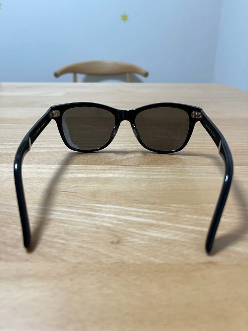 YELLOW PLUS ブラックサングラス