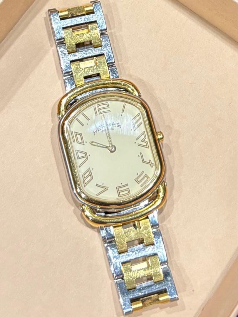 今だけ安いHERMES ラリー　ライトイエロー文字盤 Hバンド　時計　トノー