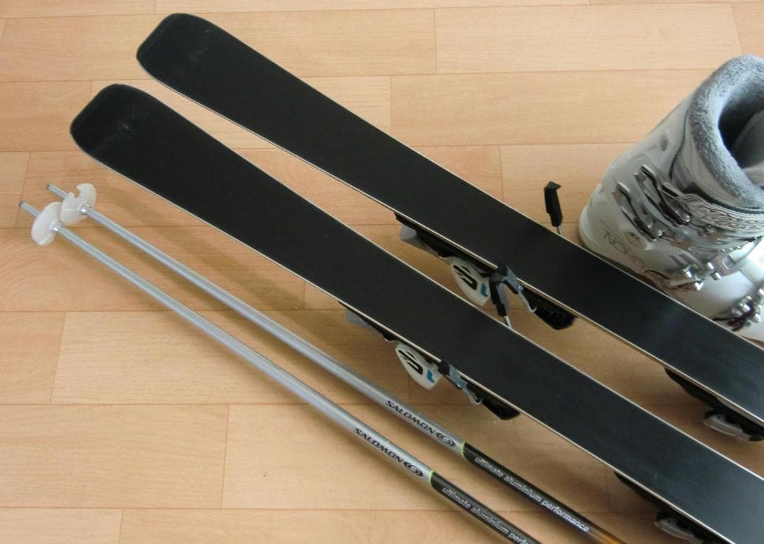 ■■12月・1月限定■送料無料■サロモン■女性用スキーセット■140/23.5■