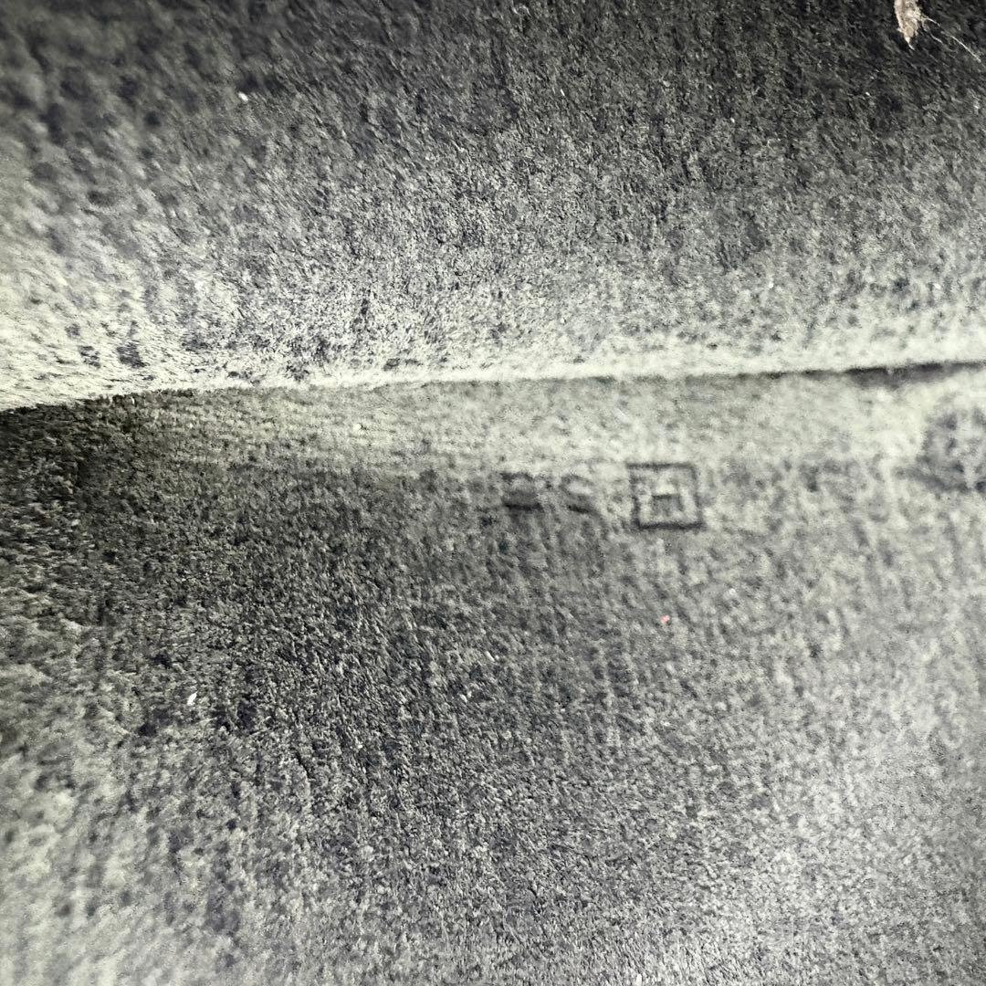 スジ HERMES エルメス　黒 タルマック　ブラック　パスポートケース