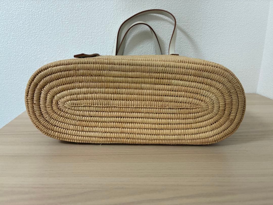 【お値引き中‼︎】LOEWE スクエアバケットバック　スモール