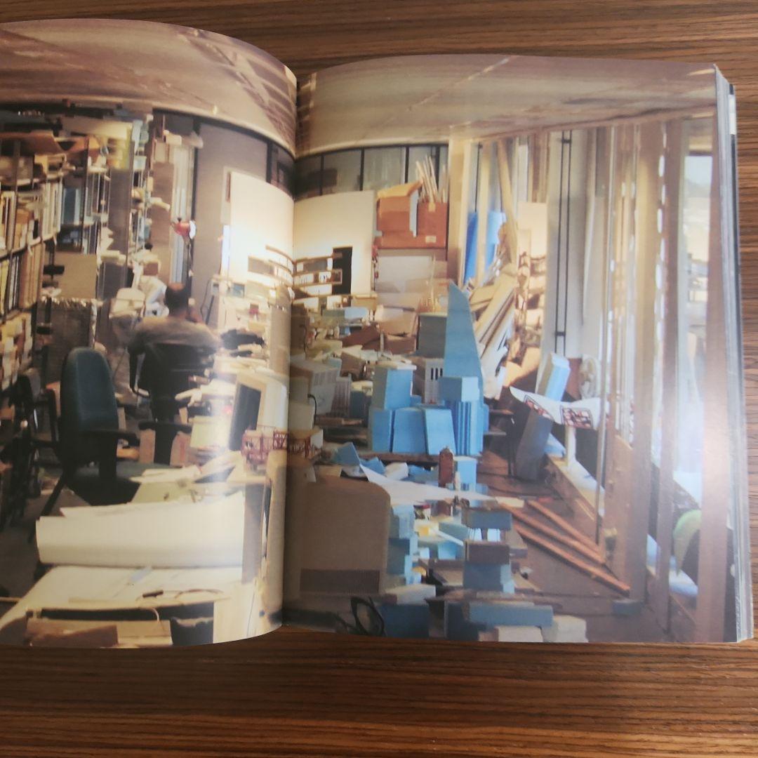 プラダ Rem Koolhaas: Projects For Prada