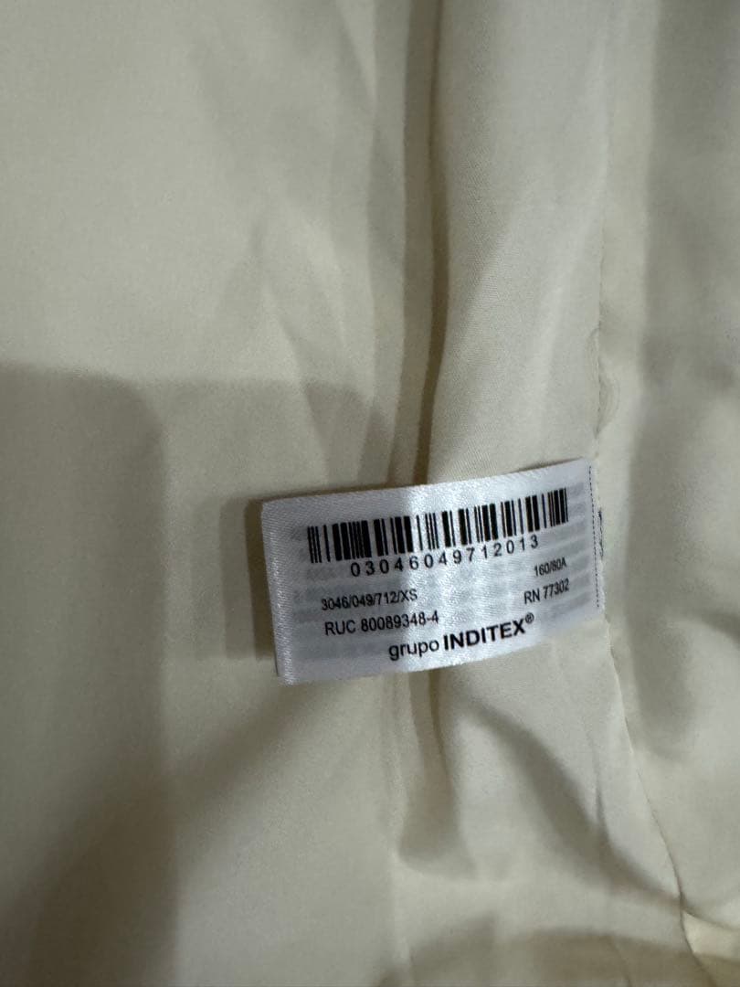 新品未使用　ZARA セミロング丈　ブークレコート　XS