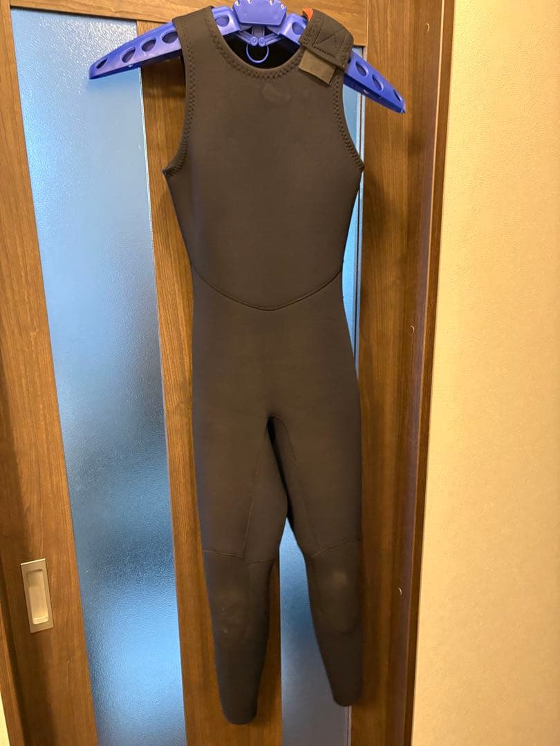 ブラック フルスーツ ノースリーブ