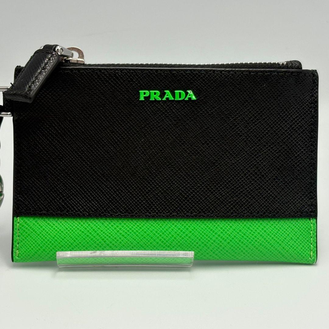 美品✨ PRADA サフィアーノレザー ケース グリーン ブラック