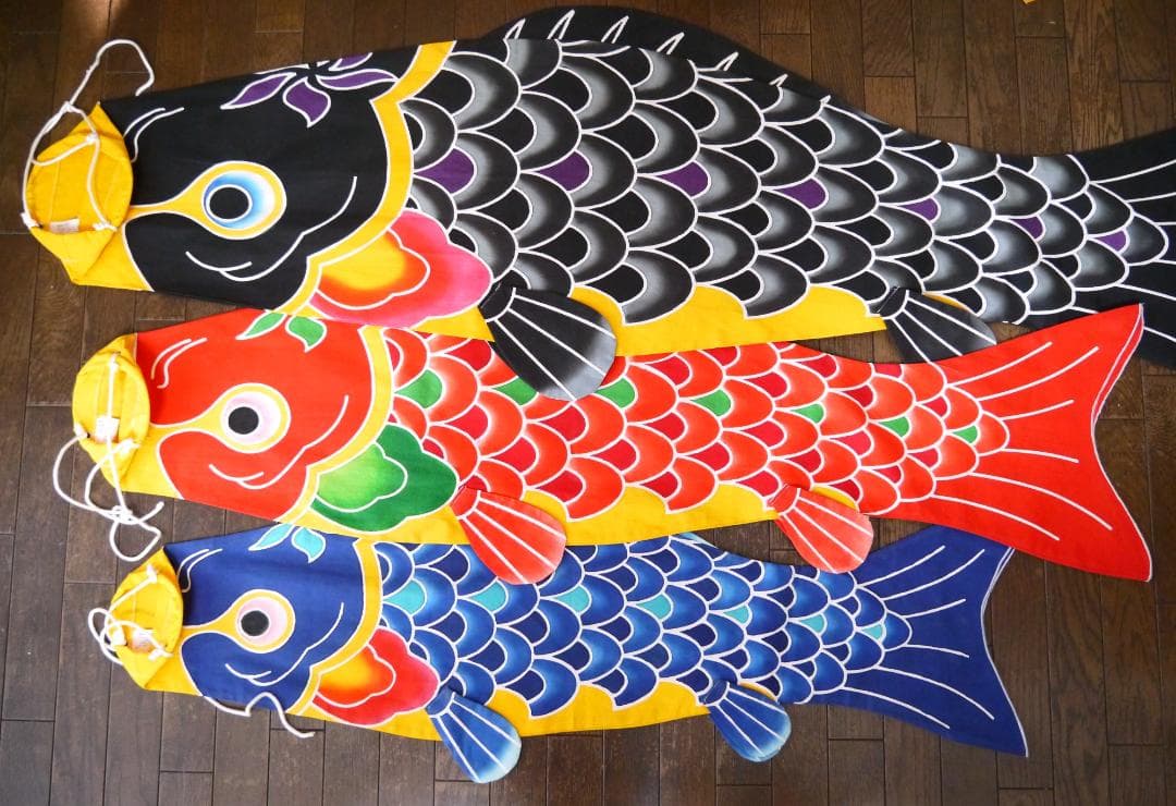 カラフルな鯉のぼり 3匹＋吹き流しセット