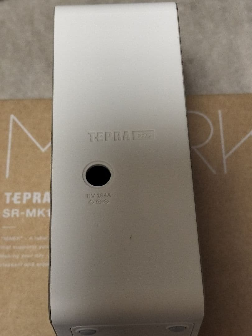 TEPRA PRO SR-MK1 テプラ ベージュ テープ5本オマケ付き