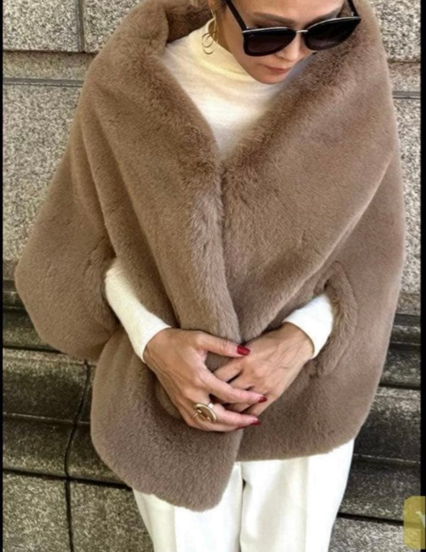 即購入可　新品未使用 タグ付き　JENNE リッチボリュームファーケープ