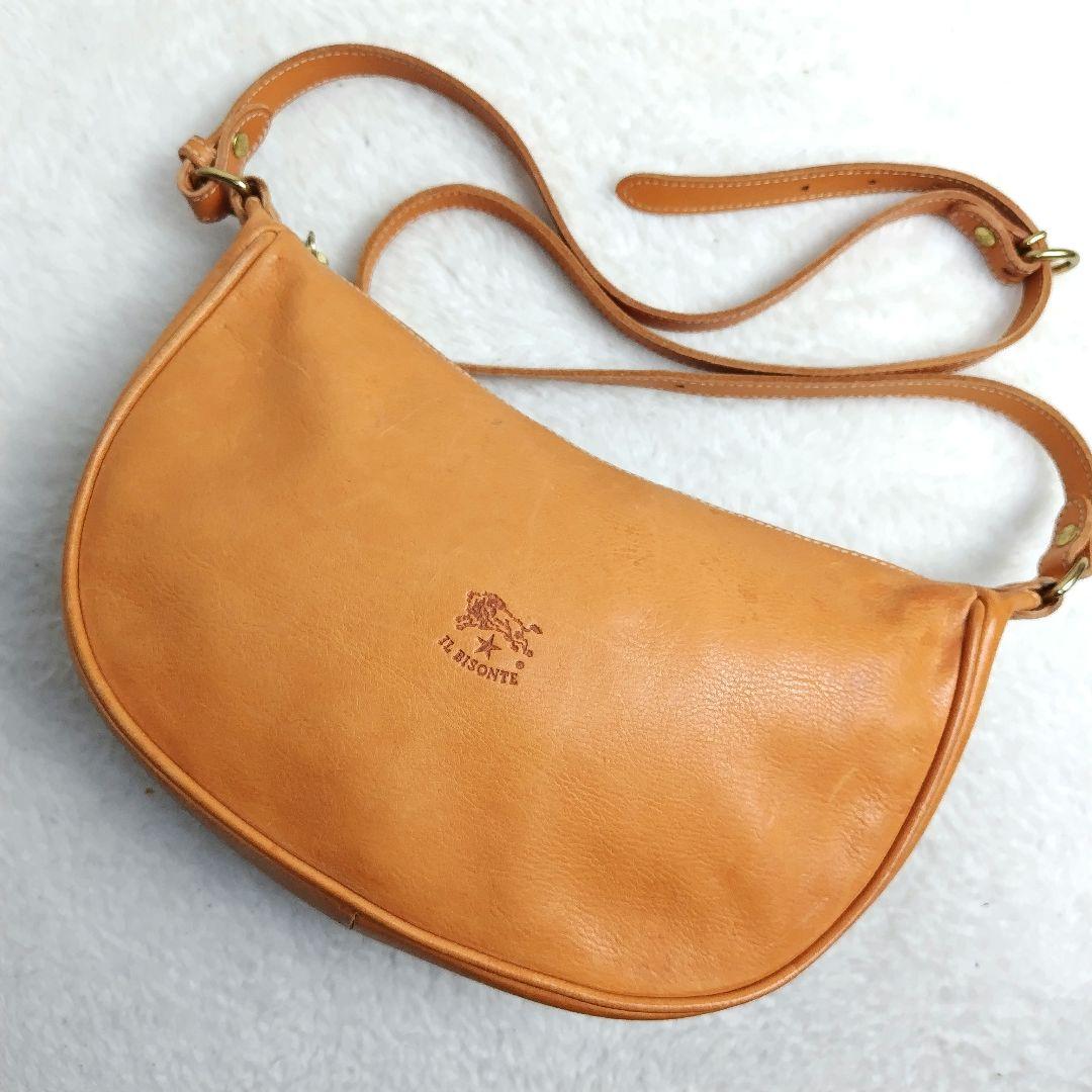 ✨IL BISONTE✨イ・ルビゾンテ　ショルダーバッグ　三日月　本革　キャメル