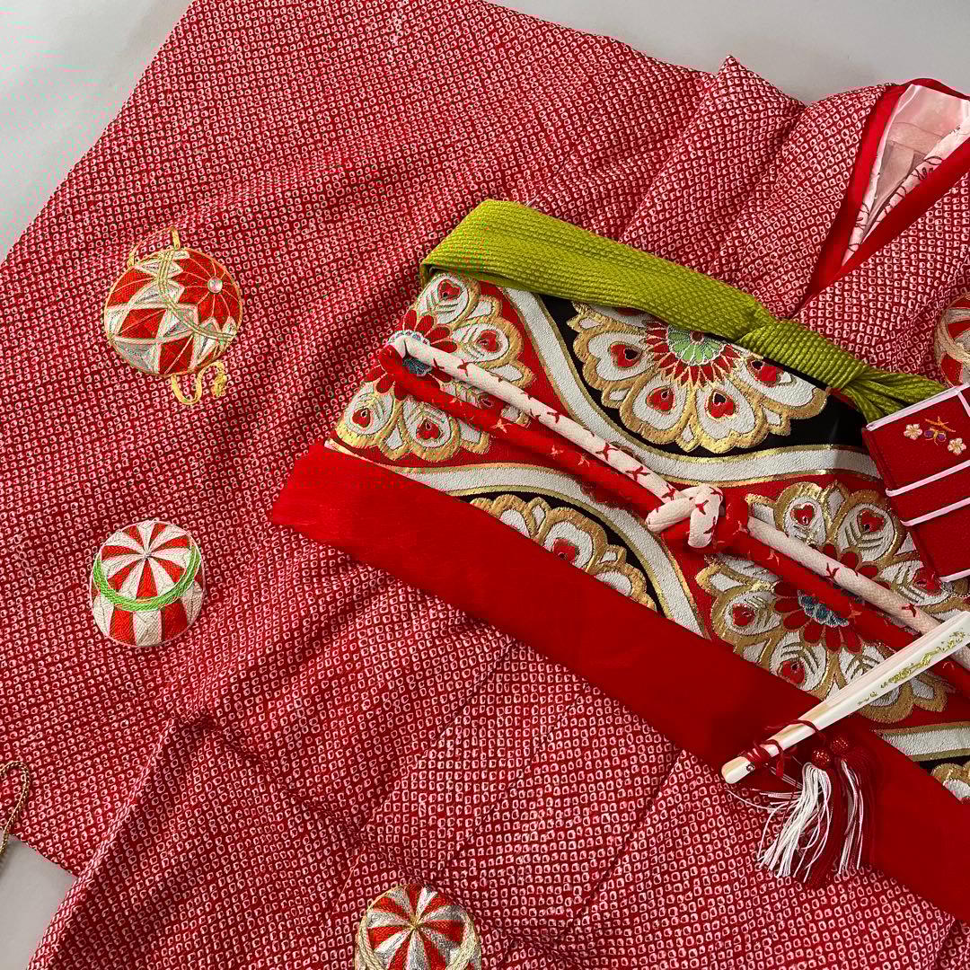 七五三　7歳　8歳　正絹　総絞りのお着物セット