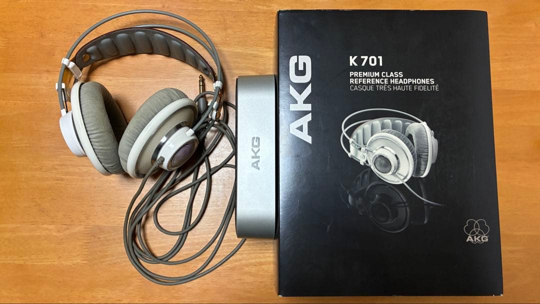 AKG K701 Made in Austria 元箱と台座付き 動作確認済