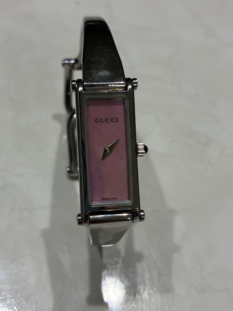 GUCCI ピンクシェル 腕時計 1500L