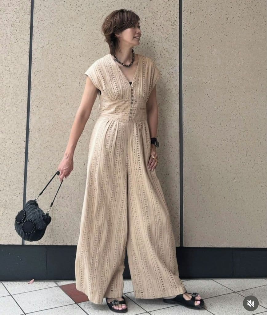 新品未使用　ne Quittez オールインワン　ベージュ　Sサイズ