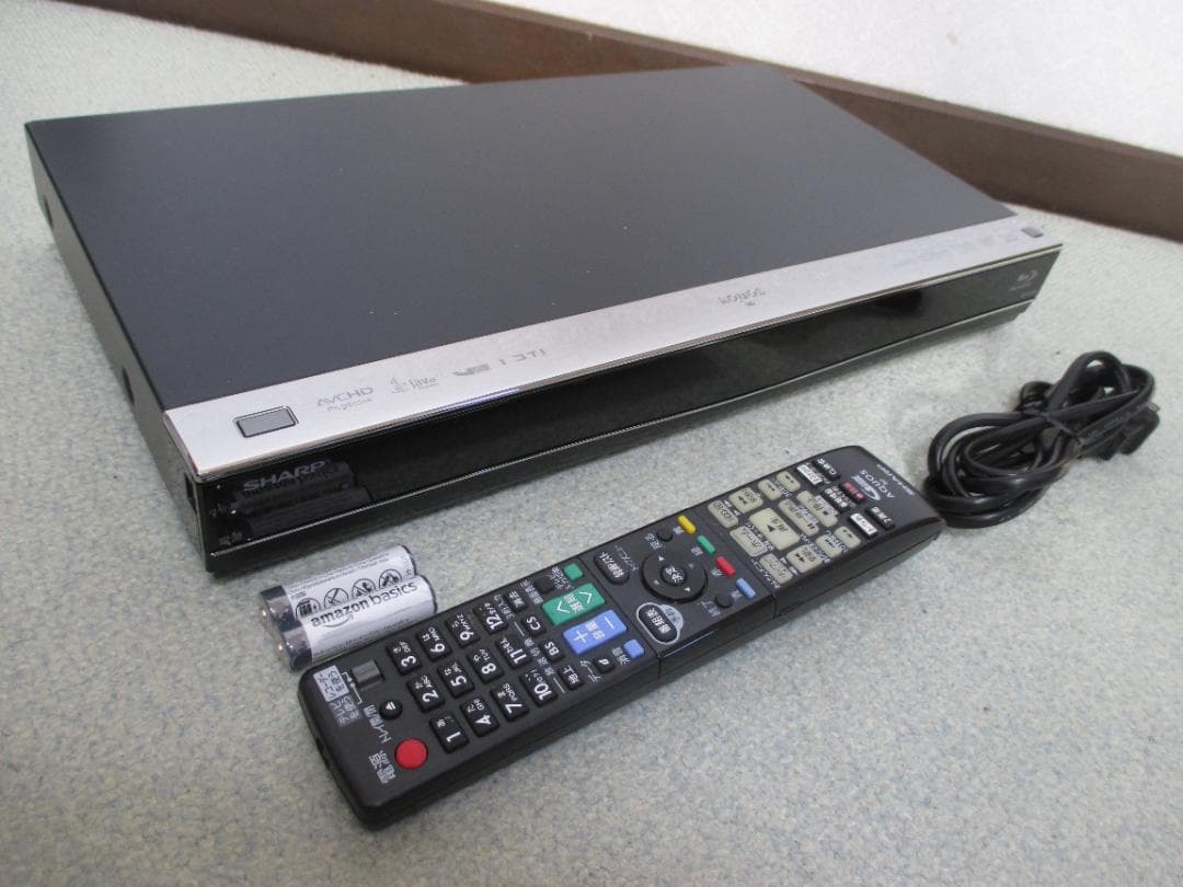 2014年製☆シャープ 2番組同時録画 ブルーレイレコーダー BD-W560