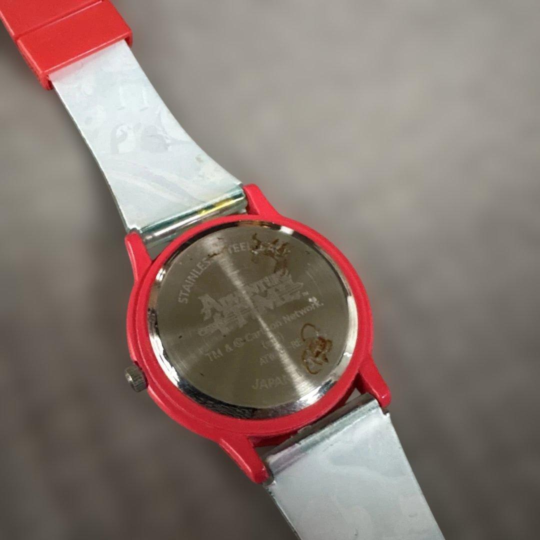 アドベンチャータイム　腕時計　デッドプール着用