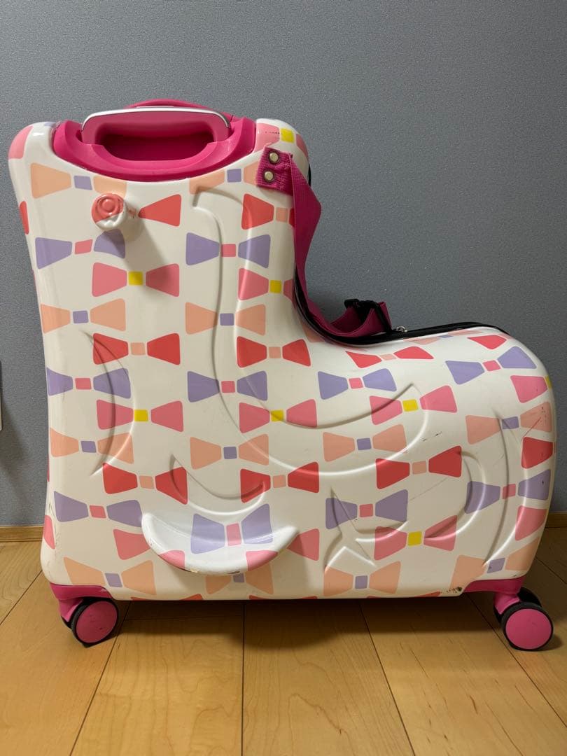 NORICCOノリッコ 子どもが乗れる スーツケース Mサイズ