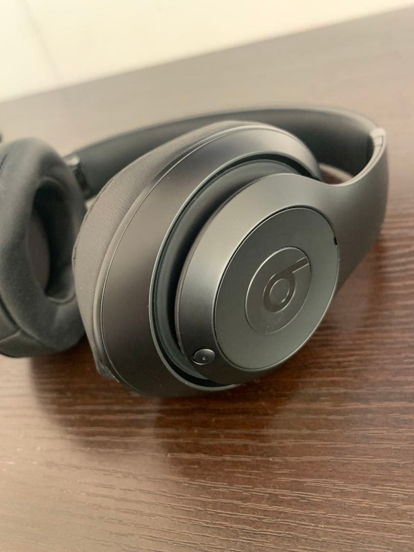 Beats Studio3 Wireless ヘッドフォン ほぼ未使用 美品