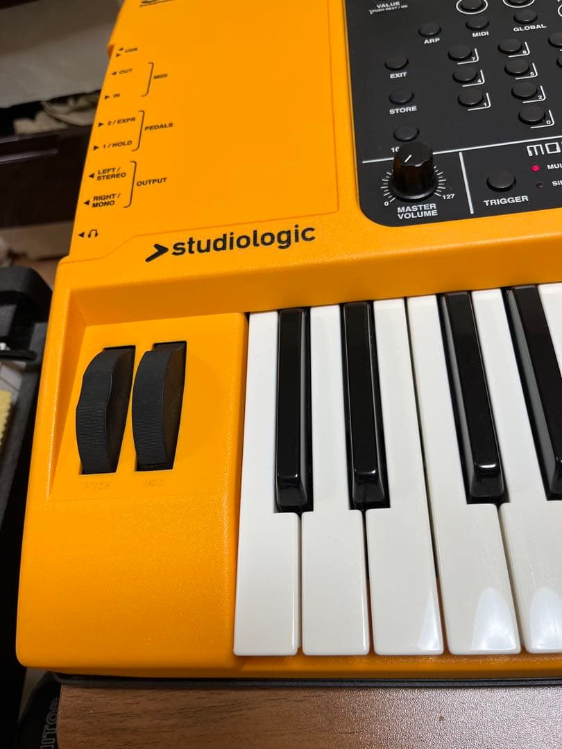 Studiologic Sledge 61鍵 アナログシンセサイザー