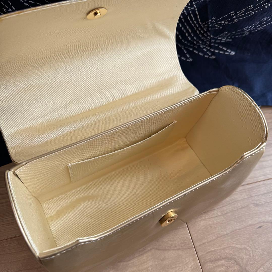 美品　草履　バッグ　着物　浴衣　和装　金　ゴールド　和装用バッグ