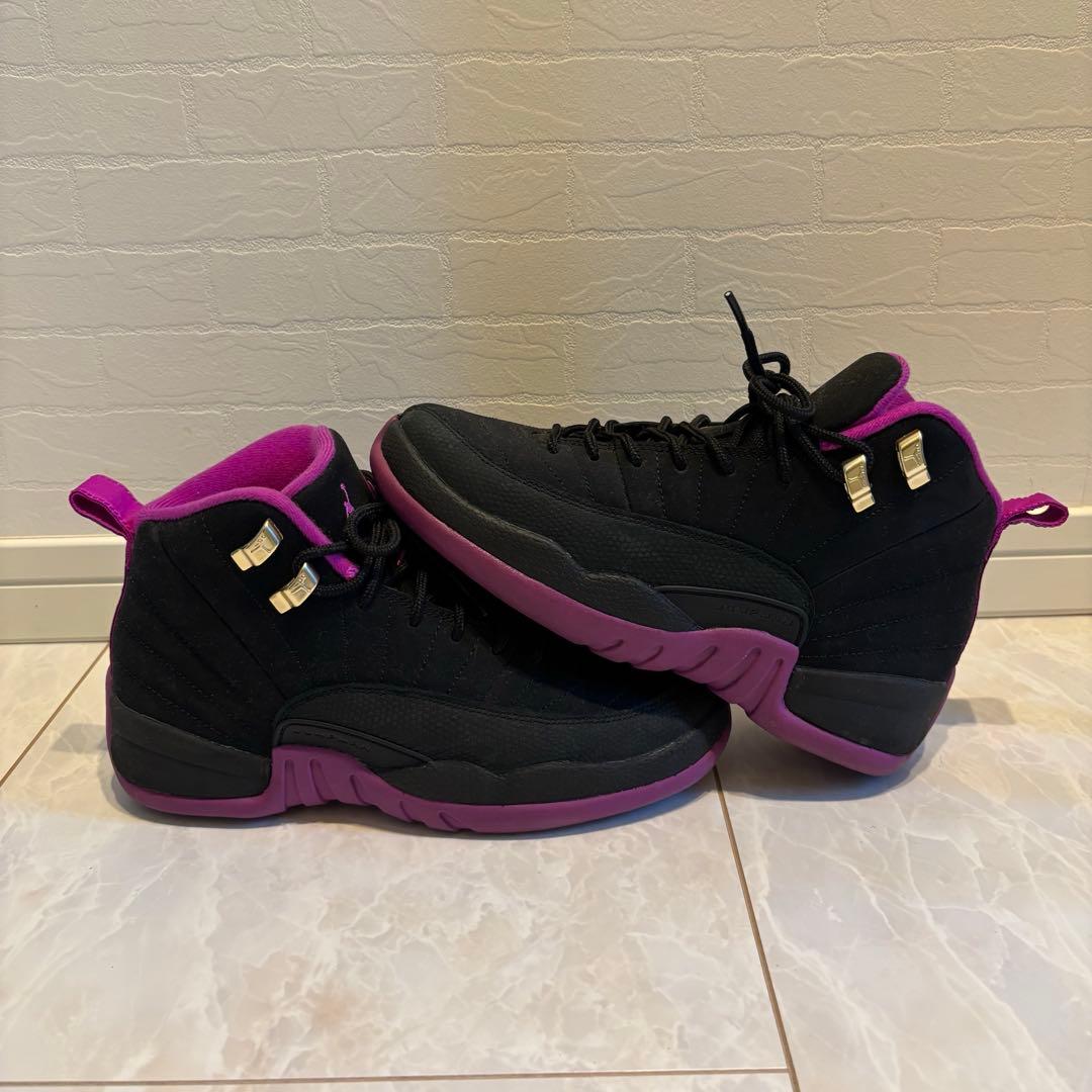 エアジョーダン12 【使用回数２回】 23.5cm