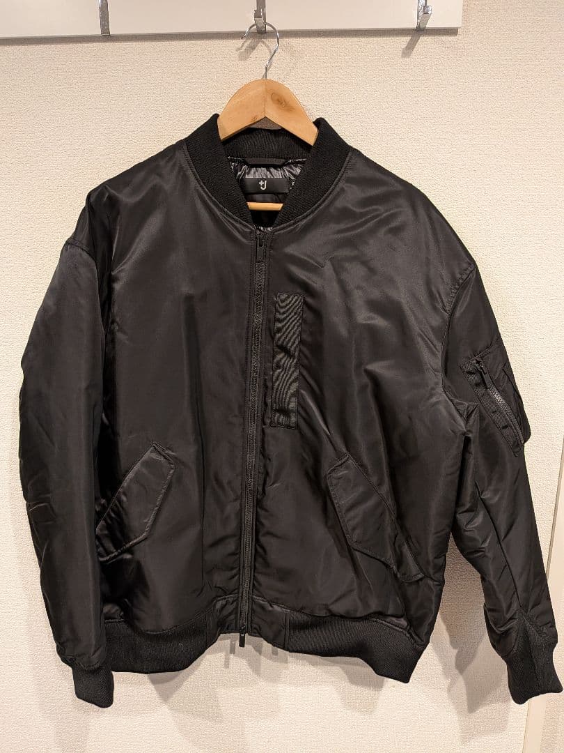 Uniqlo +J ハイブリッドダウンオーバーサイズMA-1 ブラックXL