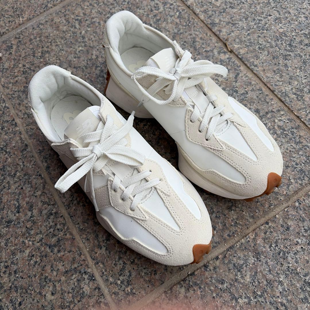 ニューバランス　スニーカー