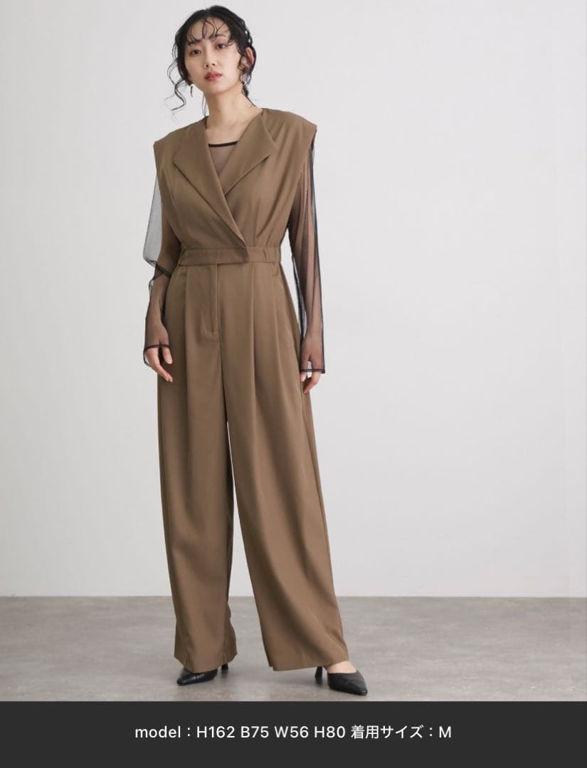 オールインワン　スタンドアウトカラー　パンツドレス　お呼ばれ　結婚式