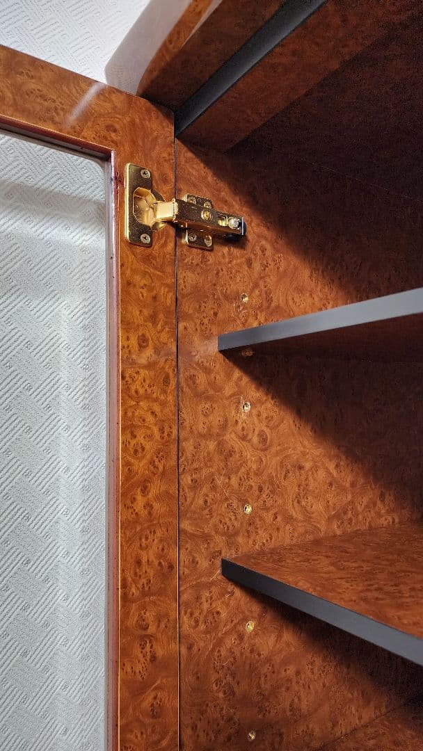 極美品 飾り棚 木製ガラス扉キャビネット キュリオケース ブラウン サイドボード