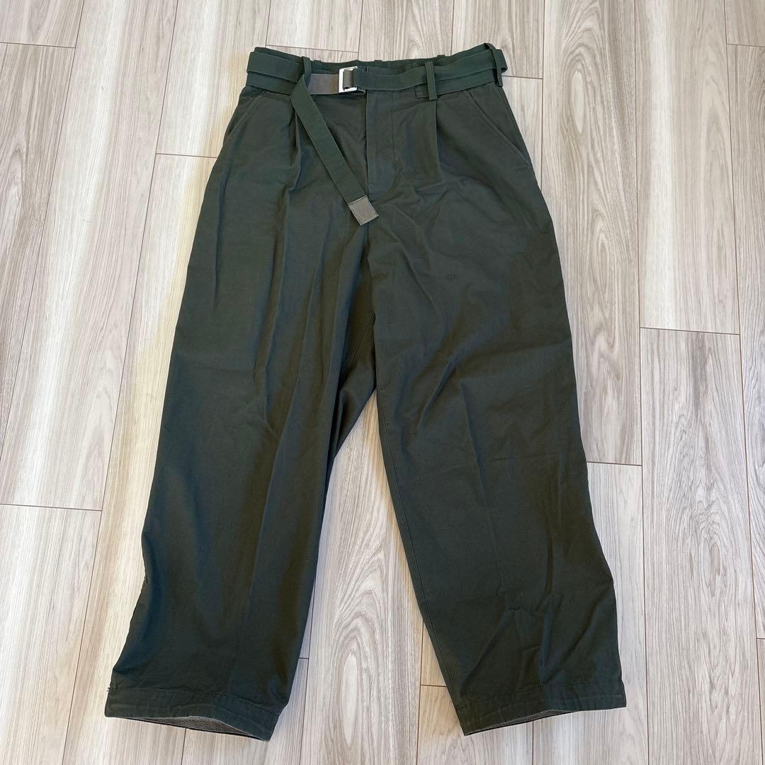 sacai パンツ　カーキ