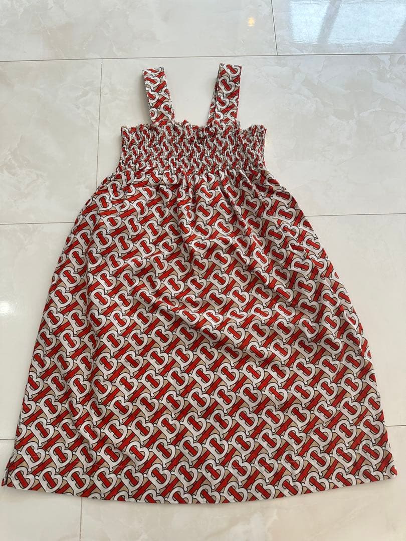 お値下げ⭐︎バーバリー⭐︎ワンピース⭐︎4Y104センチ⭐︎