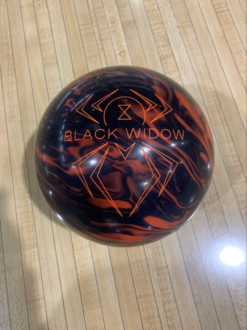 ブラックウィドー3.0 15ポンド ボウリングボール