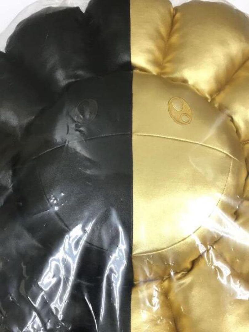 【Yotuberヒカル】カイカイキキ 村上隆 クッション kaikaikiki