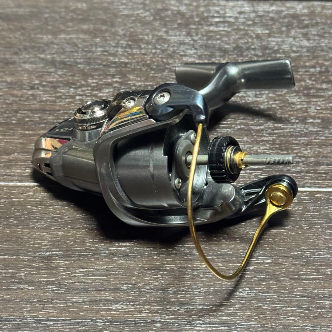 美品 シマノ 16ヴァンキッシュC3000HG ボディのみ