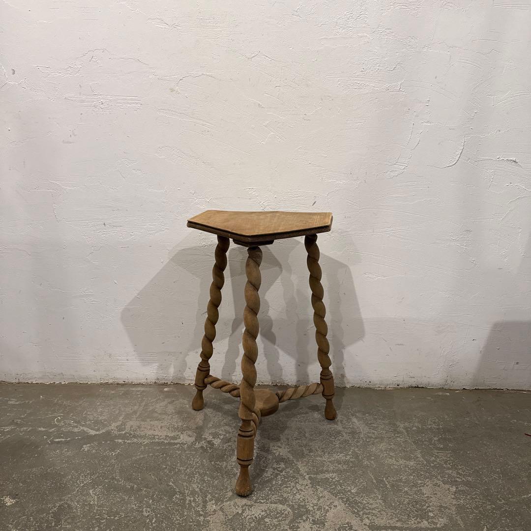 chiezouヴィンテージ　木製サイドテーブル　剥離