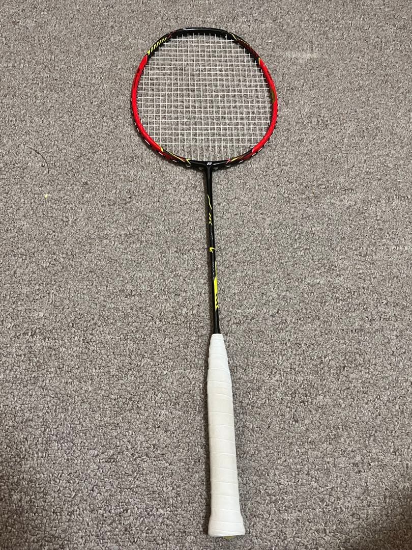ラケット YONEX VOLTRIC LD-FORCE LIN DAN 4UG5
