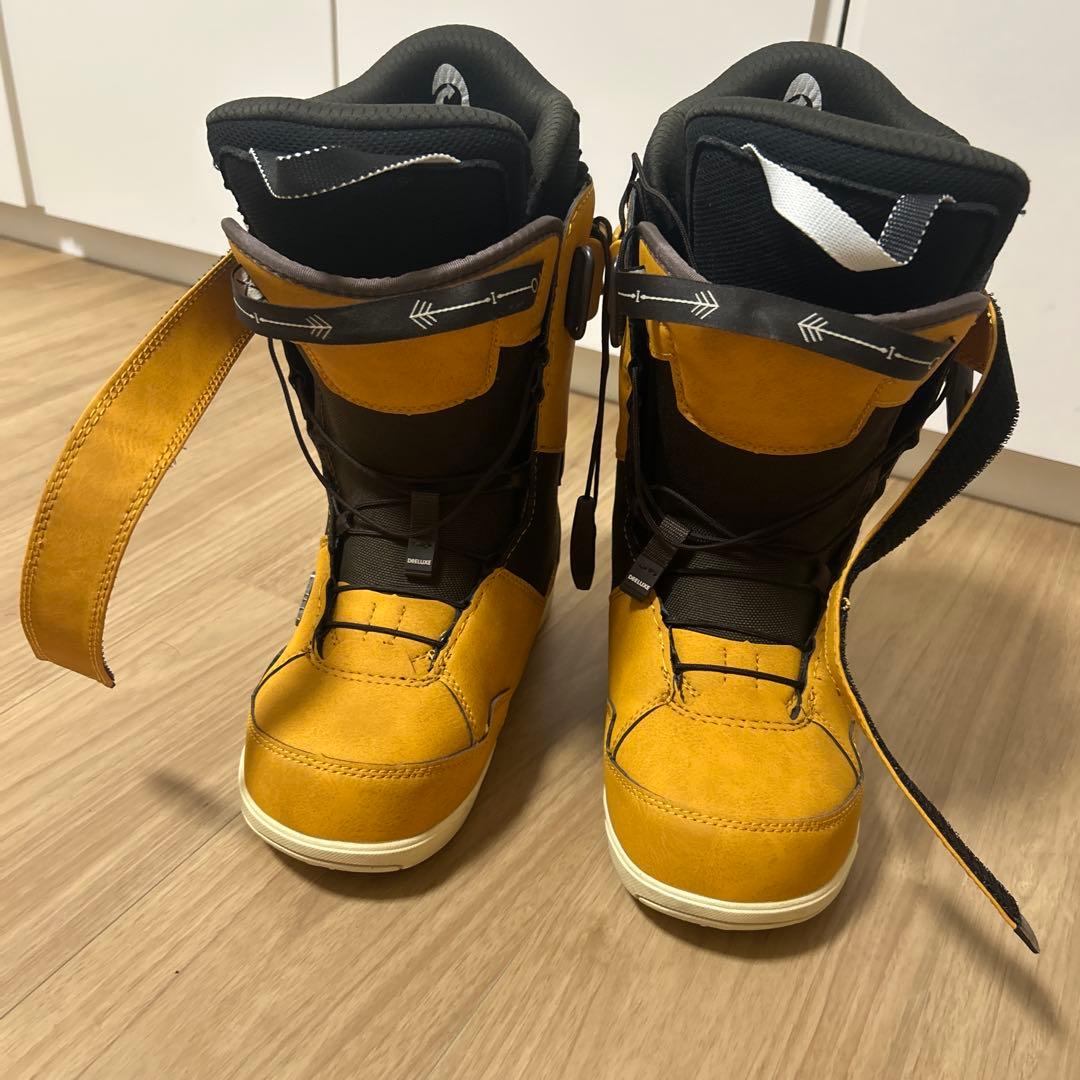 状態良好　DEELUXE ディーラックス ID LARA ララ24.5 ベージュ