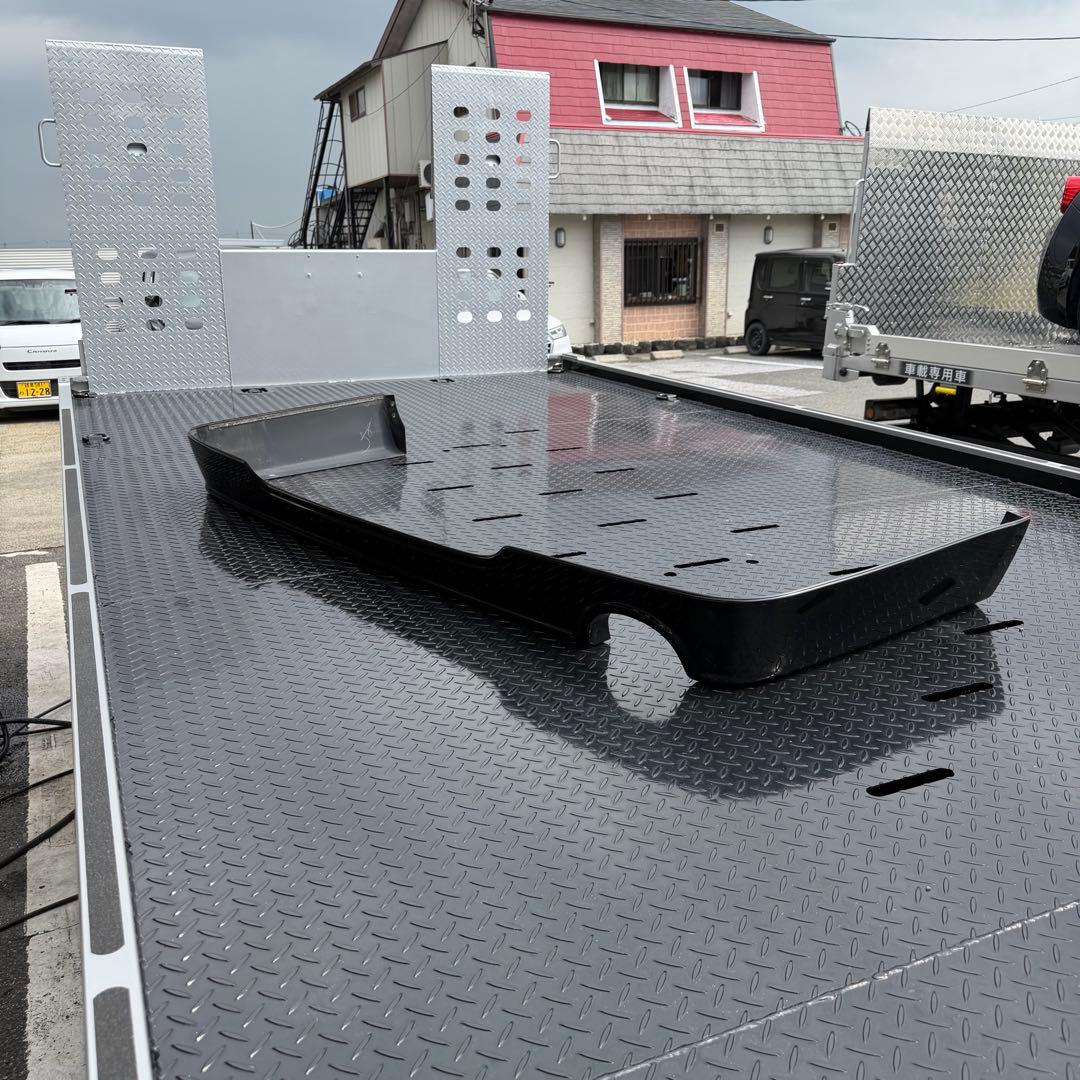 ハイエース200系　モデリスタ　リア　206ブラック