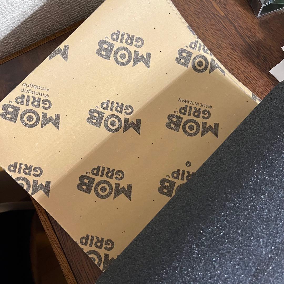 Color Bars カラーバーズ　8.25 スケートボード　デッキ