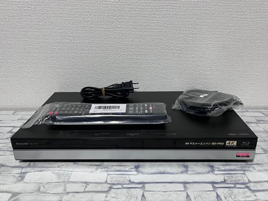 ULTRA HD 3番組録画　シャープ　ブルーレイレコーダー　BD-UT1100
