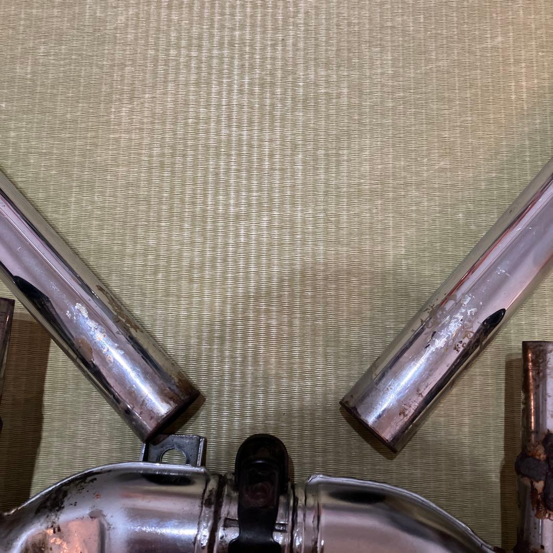 w650 マフラー　純正フルエキとposhのw1マフラー