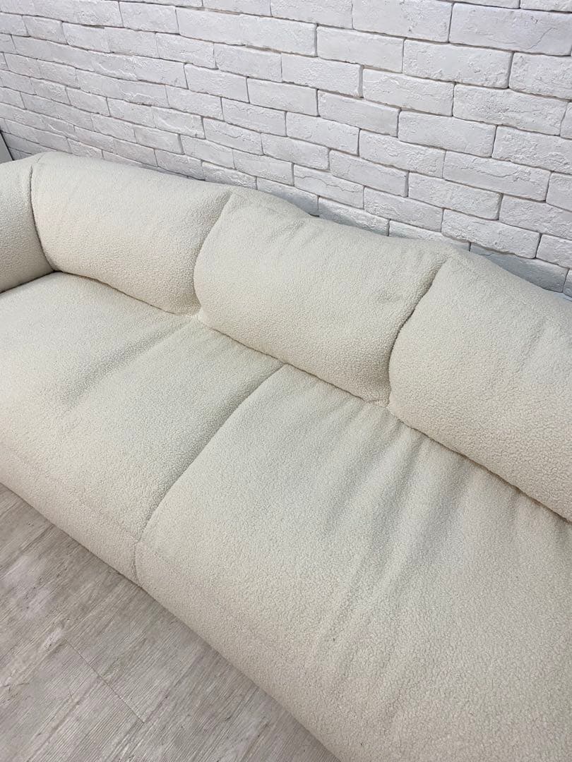 【東京都内23区配送無料】定価11万　3人がけ　ソファー　椅子　カウチ　ビーズ