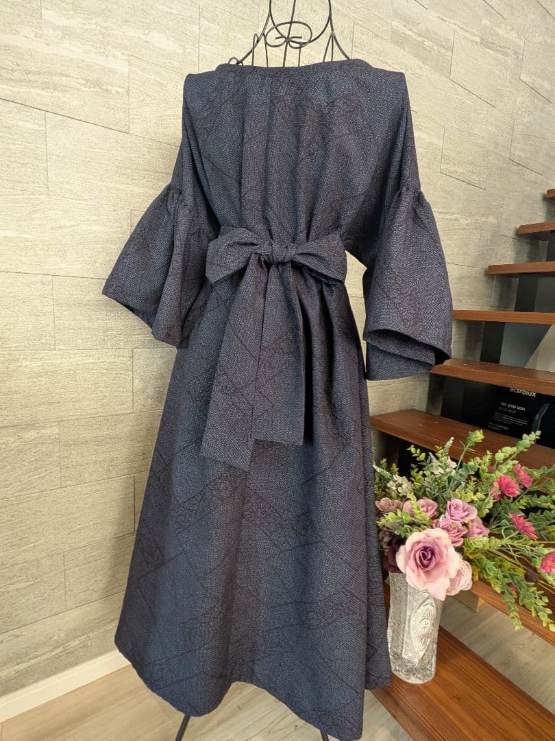 A259結城紬リメイクふんわり2way袖Aラインワンピース★ リボン・ブローチ