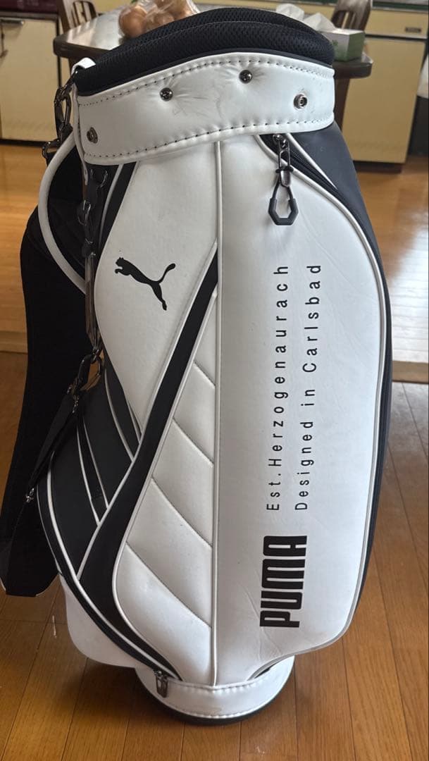 PUMAキャディーバック